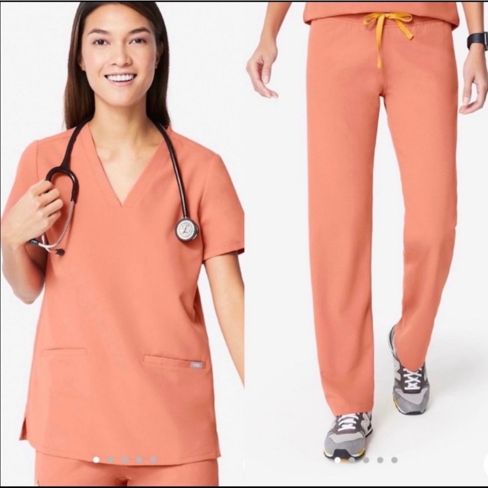 Figs Casma Top
